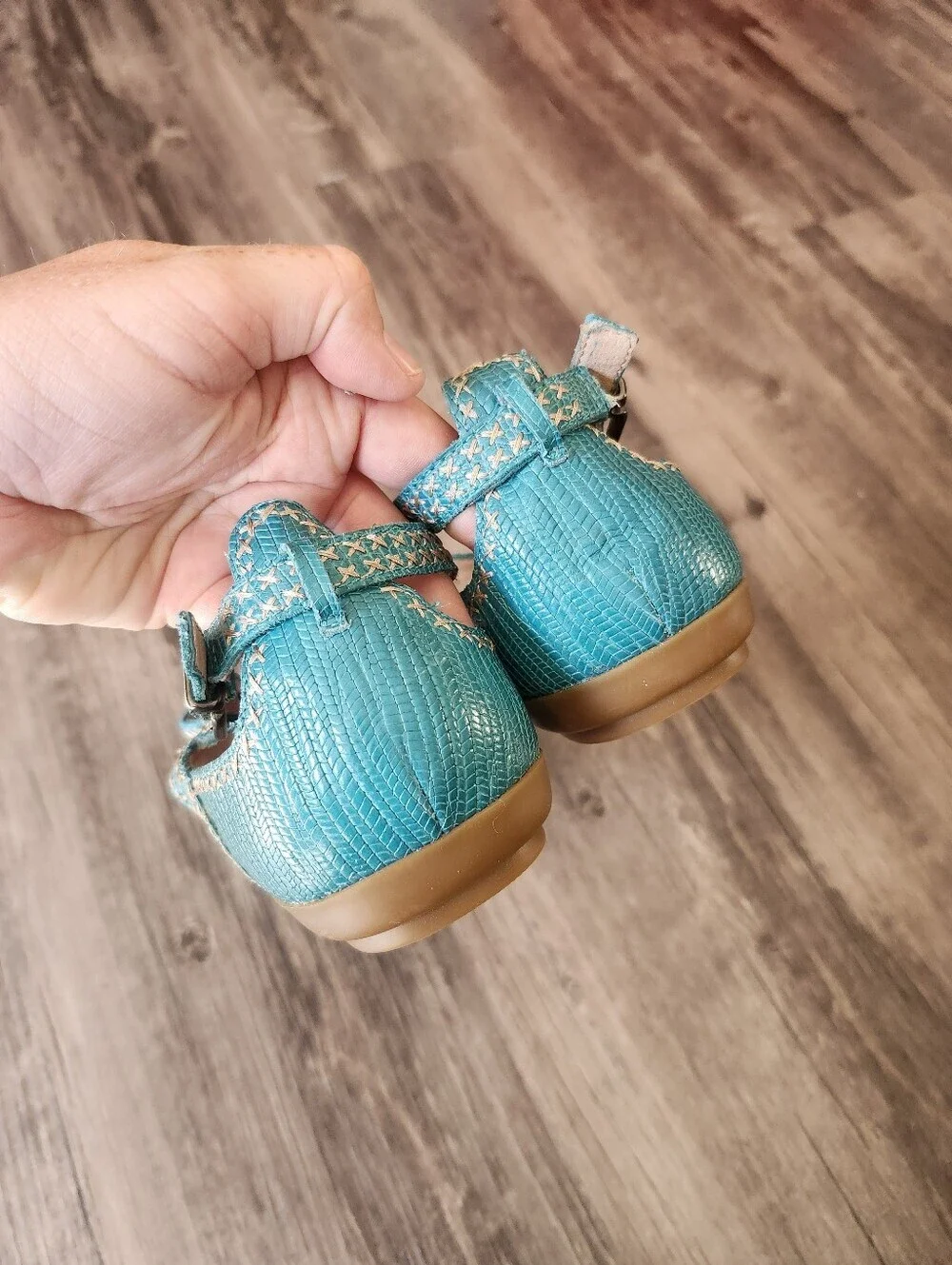 Nurture By Lamaze Teal T Strap Leather Sandals